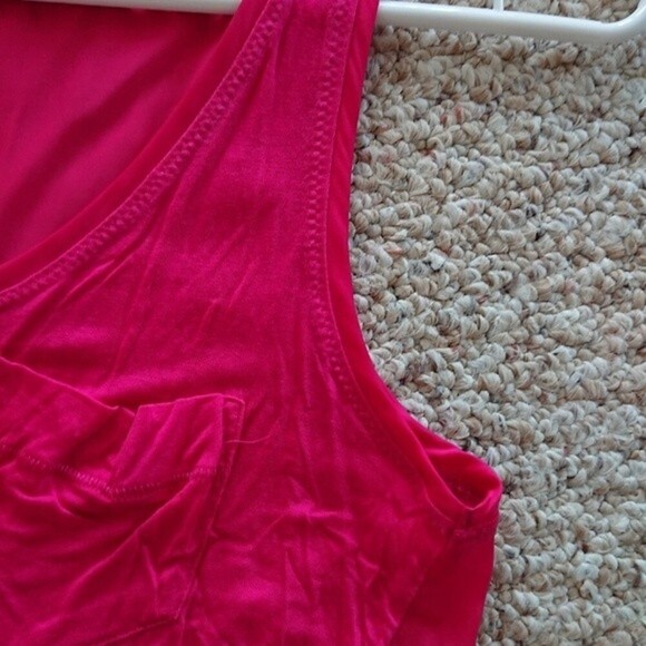 H&M Sleeveless High-Low Top with Front Pocket size 6 - Picture 6 of 11